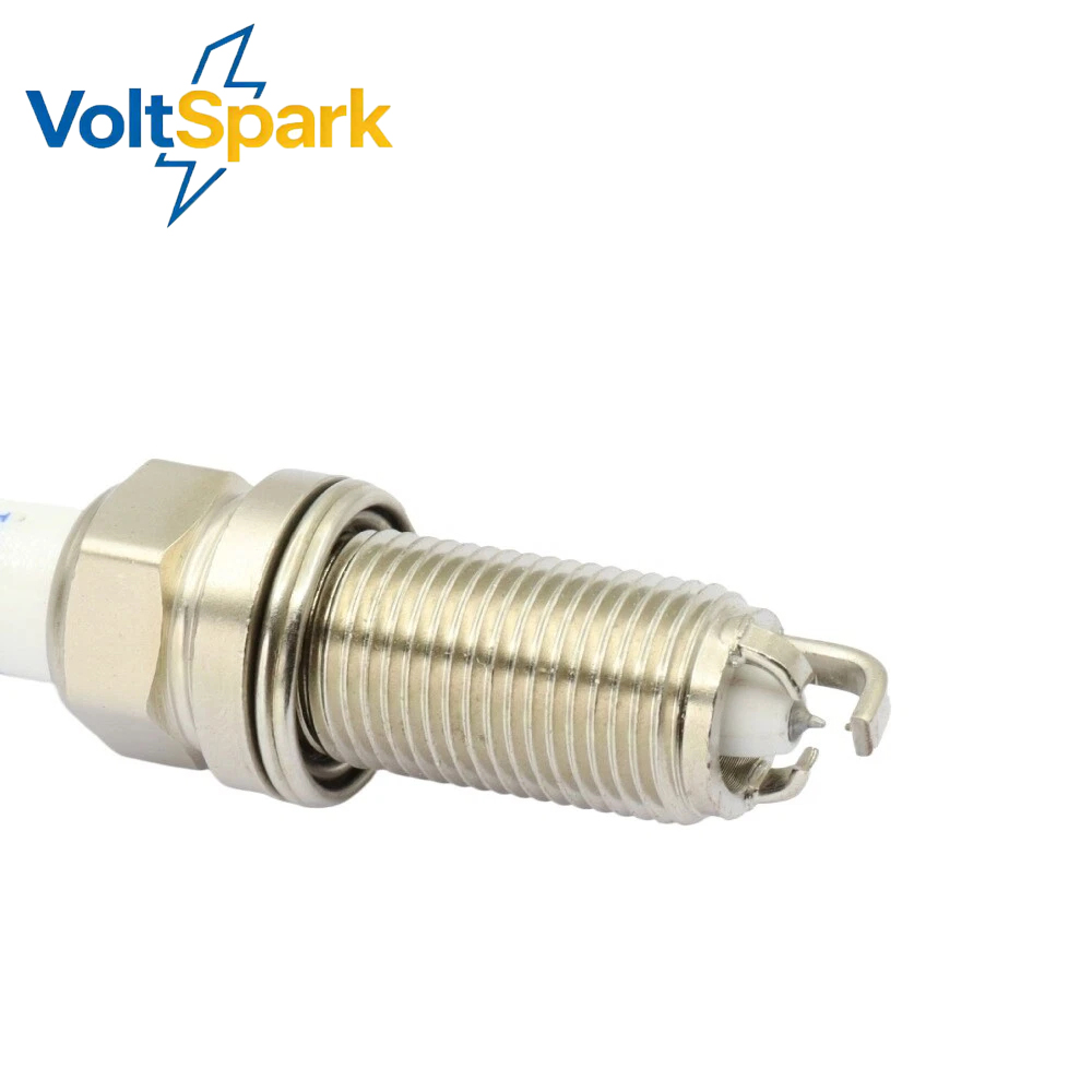 Candela d'Accensione 101905621 - Bosch Spark Plug Platinum recensione e prezzo